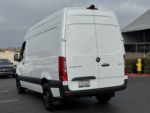 Used 2023 Mercedes-Benz Sprinter 2500 image 13