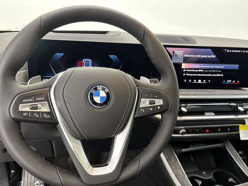 New 2026 BMW X5 xDrive50e w/ Executive Package AWD/4WD image 22