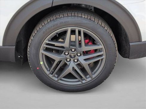 New 2026 Ford Explorer ST image 10