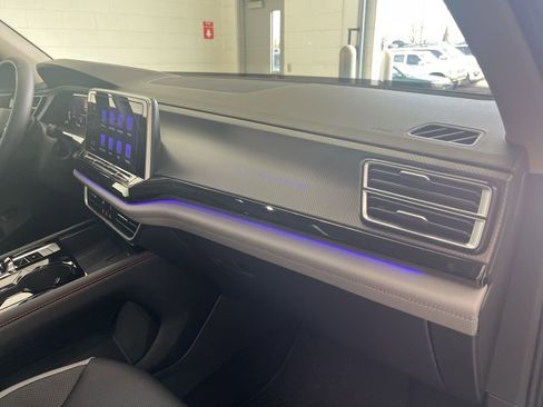New 2026 Volkswagen Atlas Peak Edition AWD/4WD image 41