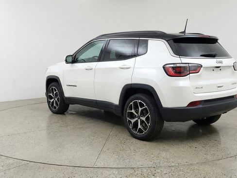 Used 2025 Jeep Compass Limited image 5