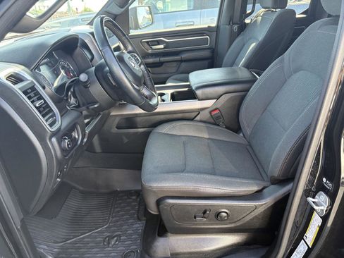 Used 2022 RAM 1500 Big Horn AWD/4WD image 4