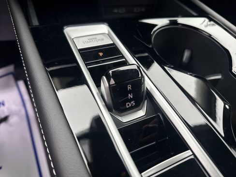 New 2026 Volkswagen Atlas SE image 35