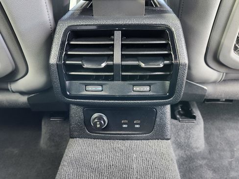 Used 2022 Audi Q3 2.0T Premium Plus w/ Premium Plus Package image 22