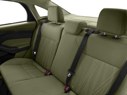 Used 2016 Ford Focus SE image 10