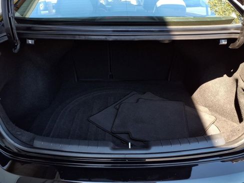 Used 2019 Hyundai Elantra Limited image 20