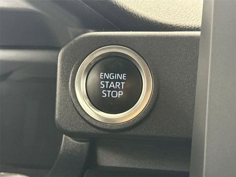 Certified 2025 Toyota 4Runner SR5 image 20