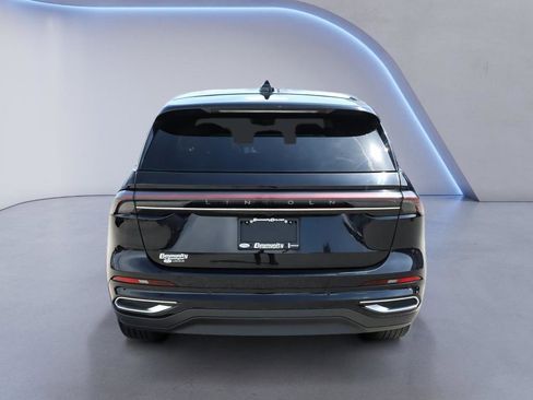 Used 2024 Lincoln Nautilus Premier w/ Equipment Group 102A image 6