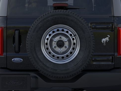New 2026 Ford Bronco 2-Door AWD/4WD image 24