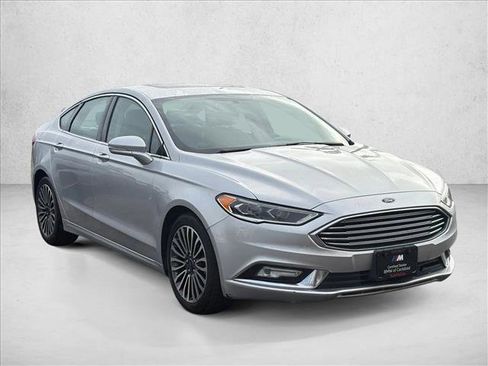 Used 2018 Ford Fusion Titanium image 7