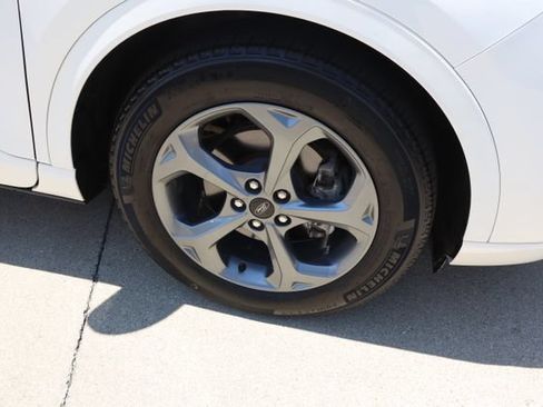 Certified 2023 Ford Escape ST-Line w/ Tech Pack #1 FWD image 8