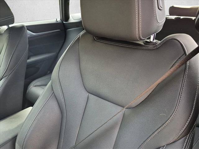 Used 2024 BMW i4 eDrive35 w/ Premium Package RWD image 12