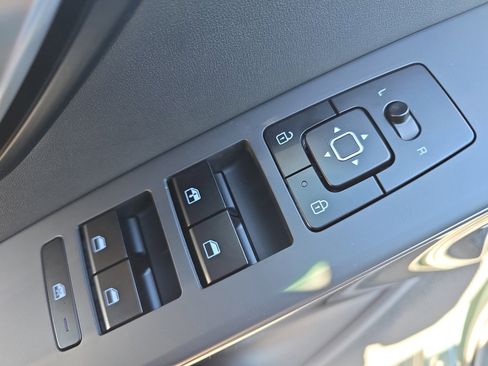 New 2025 Kia Niro Wind w/ Wind Preserve Package image 29