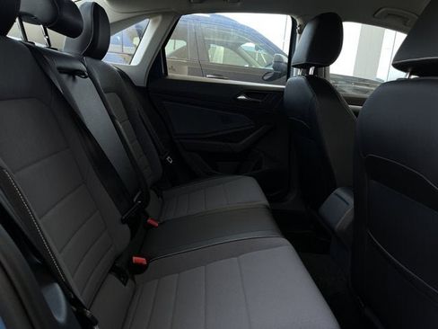 New 2025 Volkswagen Jetta SE image 36