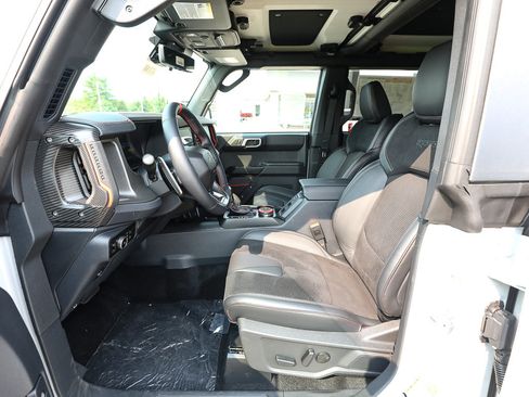 New 2026 Ford Bronco Raptor w/ Interior Carbon Fiber Pack AWD/4WD image 11