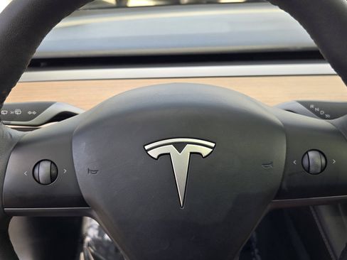 Used 2023 Tesla Model 3 Standard Range RWD image 22