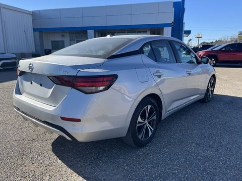 Used 2023 Nissan Sentra SV image 4