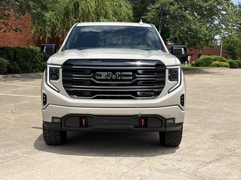 New 2026 GMC Sierra 1500 AT4 w/ AT4 Premium Package AWD/4WD image 9