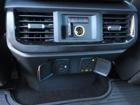 Used 2023 Ford F150 Lightning Platinum AWD/4WD image 18