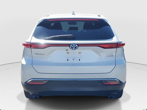 Used 2021 Toyota Venza XLE w/ Softex Package image 6