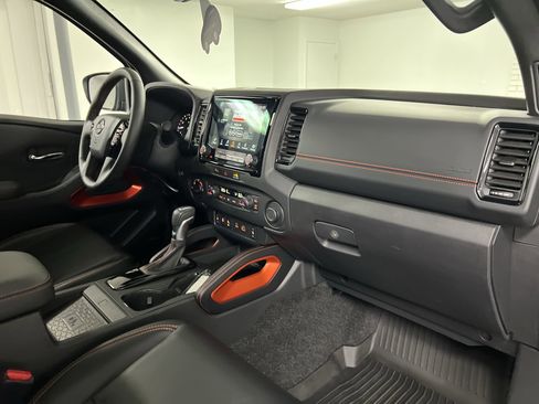 Used 2024 Nissan Frontier PRO-4X w/ Pro Premium Package image 66