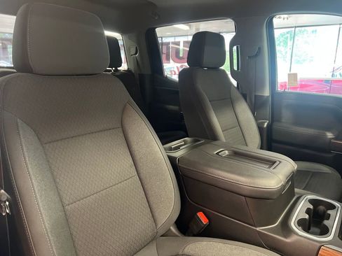 Used 2022 Chevrolet Silverado 1500 LT Trail Boss w/ Bed Protection Package AWD/4WD image 41