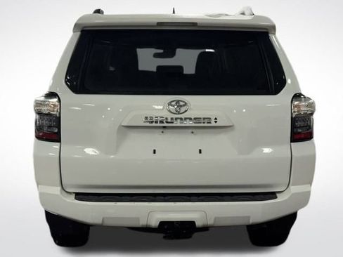 Used 2024 Toyota 4Runner SR5 image 7