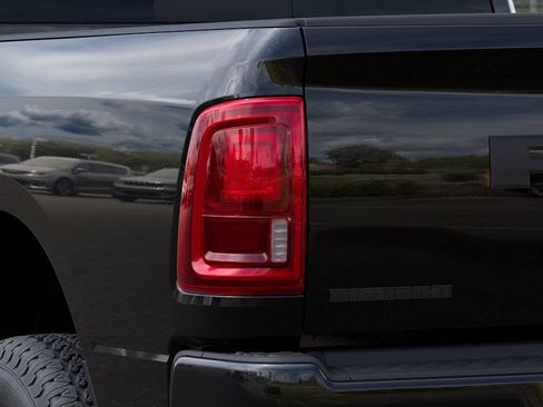 New 2026 RAM 2500 Big Horn AWD/4WD image 9