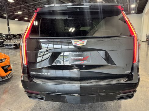 Used 2022 Cadillac Escalade Sport w/ Touring Package AWD/4WD image 19