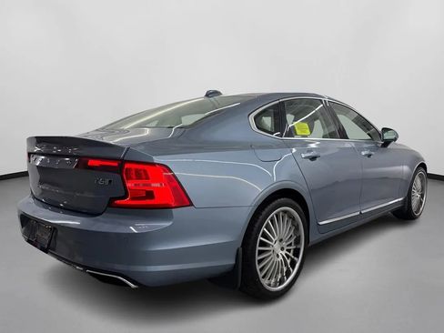 Used 2017 Volvo S90 T6 Inscription w/ Vision Package image 10