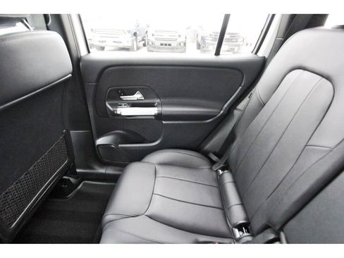 Used 2023 Mercedes-Benz GLB 250 4MATIC image 12