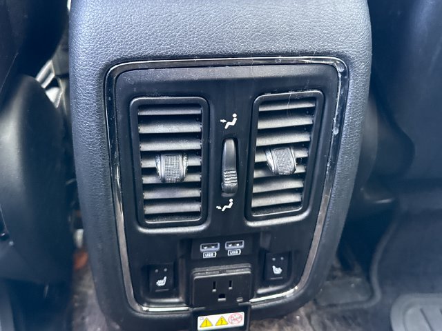 Used 2018 Jeep Grand Cherokee Overland AWD/4WD image 23