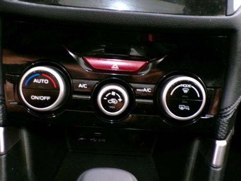 Used 2023 Subaru Forester Premium image 26