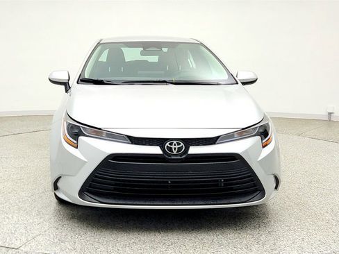 Used 2026 Toyota Corolla LE FWD image 2