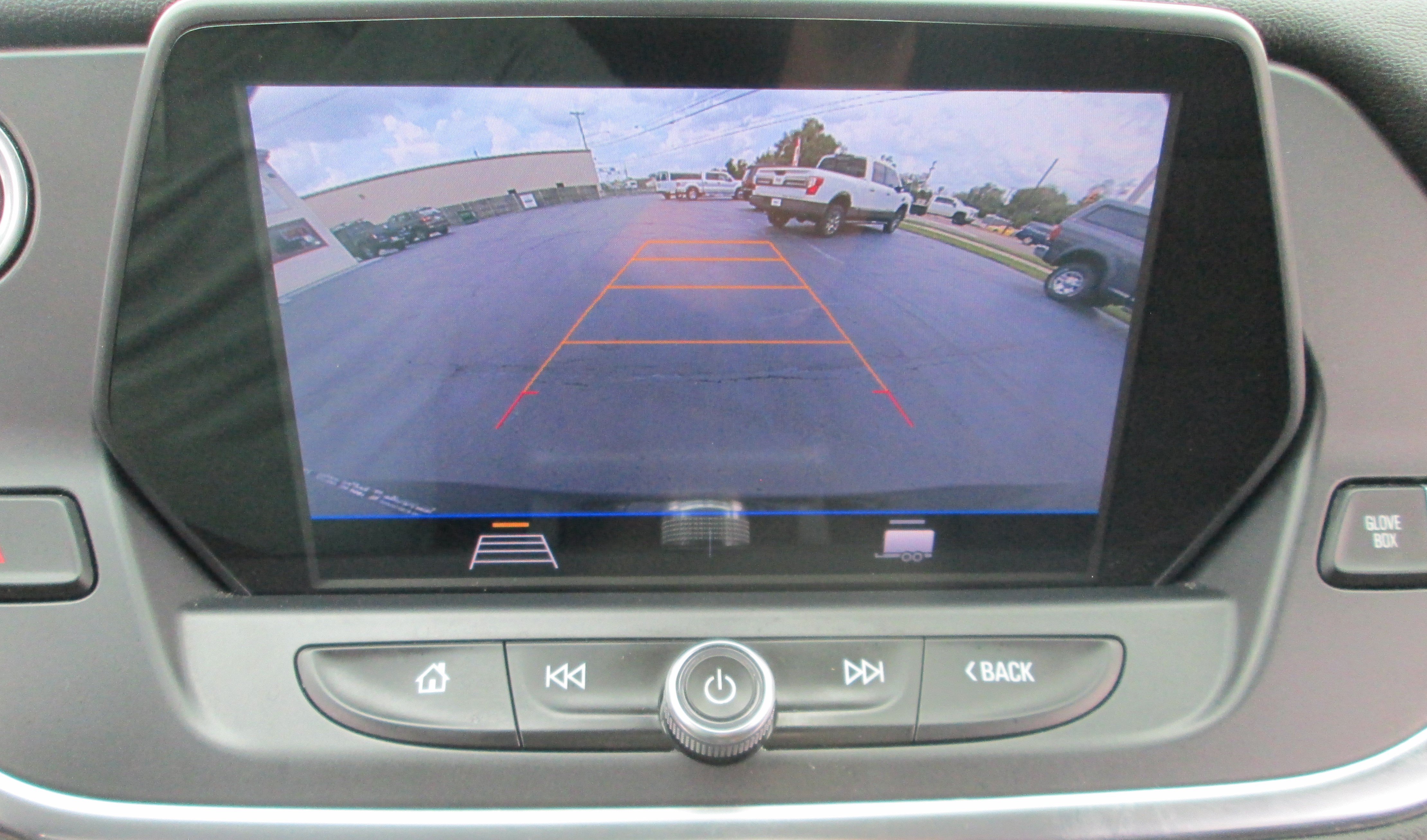 Used 2019 Chevrolet Blazer LT AWD/4WD image 17
