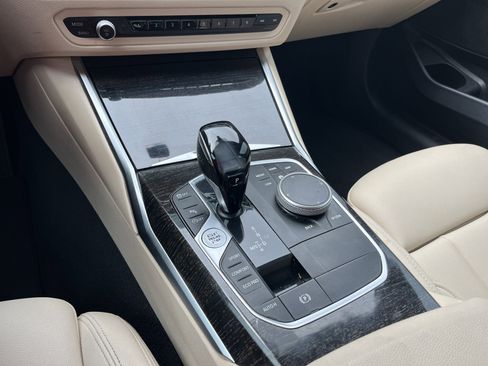 Used 2021 BMW 330i Sedan w/ Convenience Package image 11