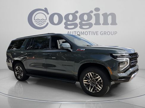Used 2026 Chevrolet Suburban Z71 AWD/4WD image 7
