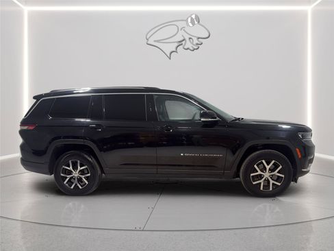 Used 2023 Jeep Grand Cherokee L Limited AWD/4WD image 6