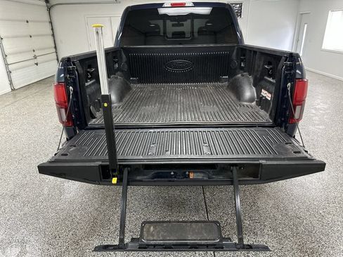 Used 2018 Ford F150 Lariat w/ Equipment Group 502A Luxury AWD/4WD image 31