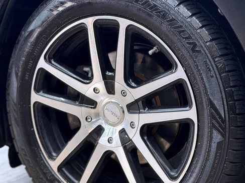 Used 2015 Toyota Corolla LE FWD image 16