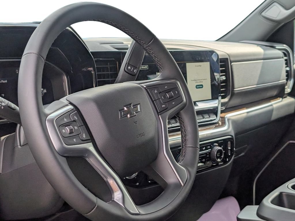 Used 2026 Chevrolet Silverado 1500 RST w/ RST Select Package AWD/4WD image 15