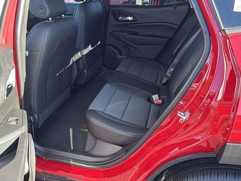 New 2026 Chevrolet Trax LT w/ Midnight Edition FWD image 15