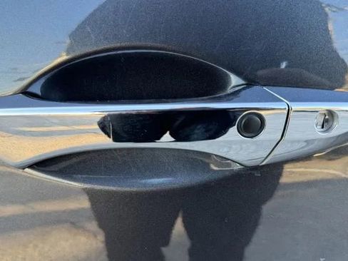 Used 2015 Acura MDX FWD w/ Advance & Entertainment image 11