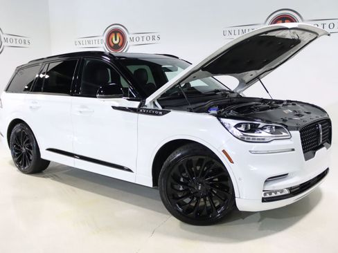 Used 2024 Lincoln Aviator Black Label AWD/4WD image 31