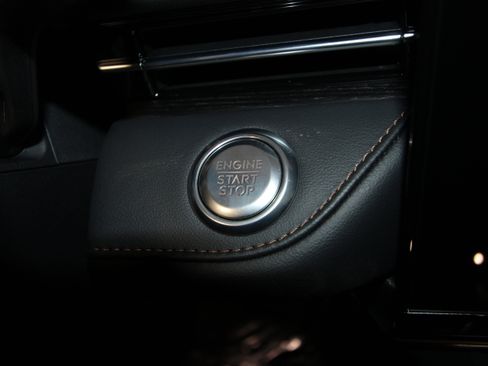 New 2026 Lincoln Nautilus Reserve image 14