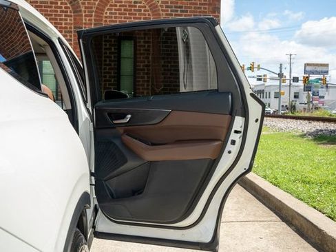 Used 2022 Acura MDX SH-AWD w/ Advance Package image 52