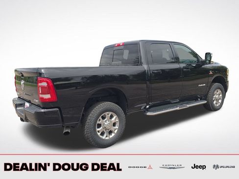 Used 2024 RAM 2500 Laramie AWD/4WD image 6