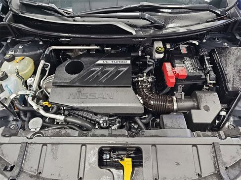 Used 2024 Nissan Rogue SV image 29