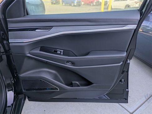 New 2025 Jeep Wagoneer S Limited w/ Comfort Package image 30