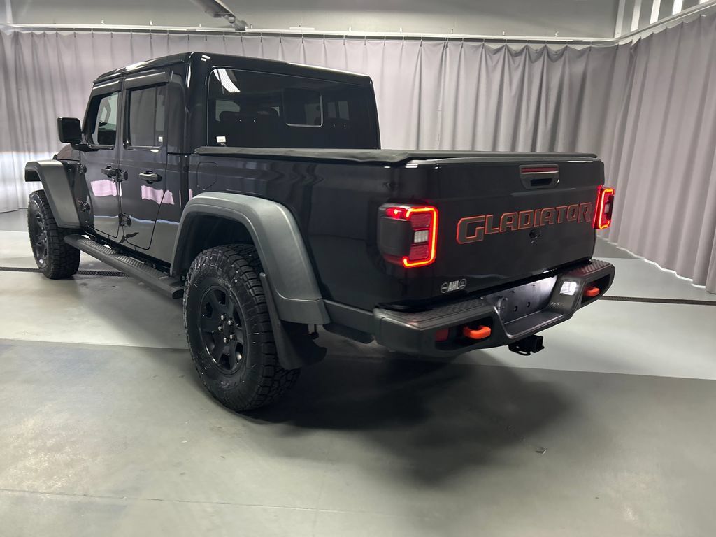 Used 2020 Jeep Gladiator Mojave w/ Dual Top Group AWD/4WD image 5